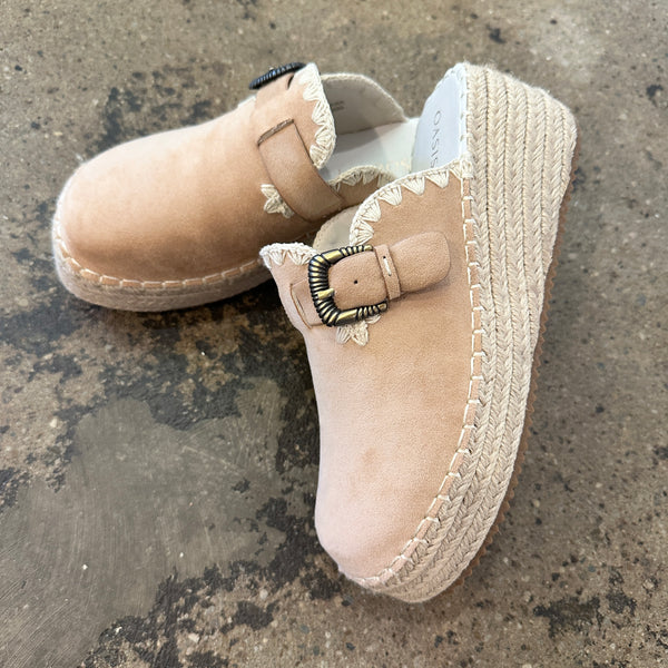 Raffia Clogs