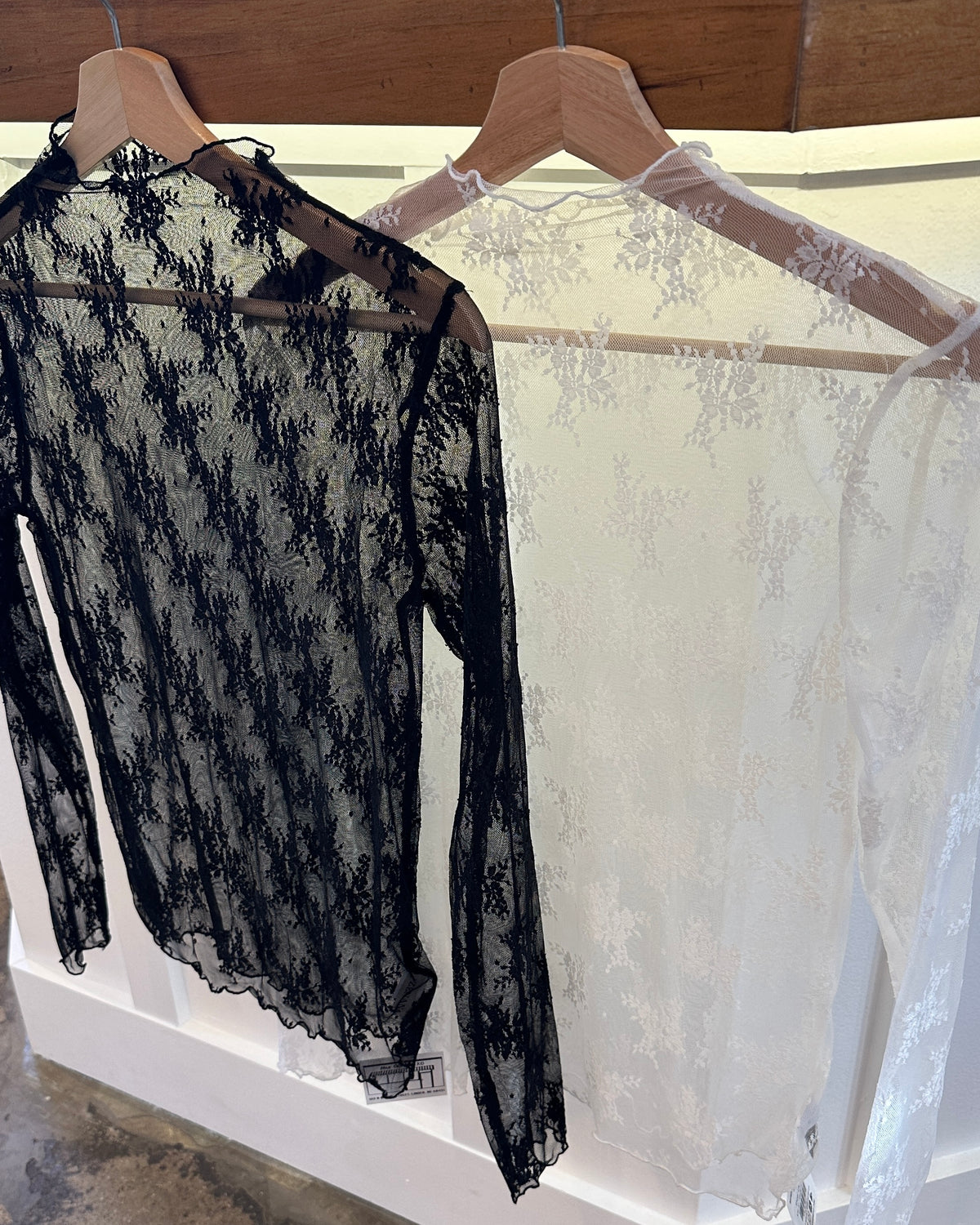 TOPS – Mae Designs XO