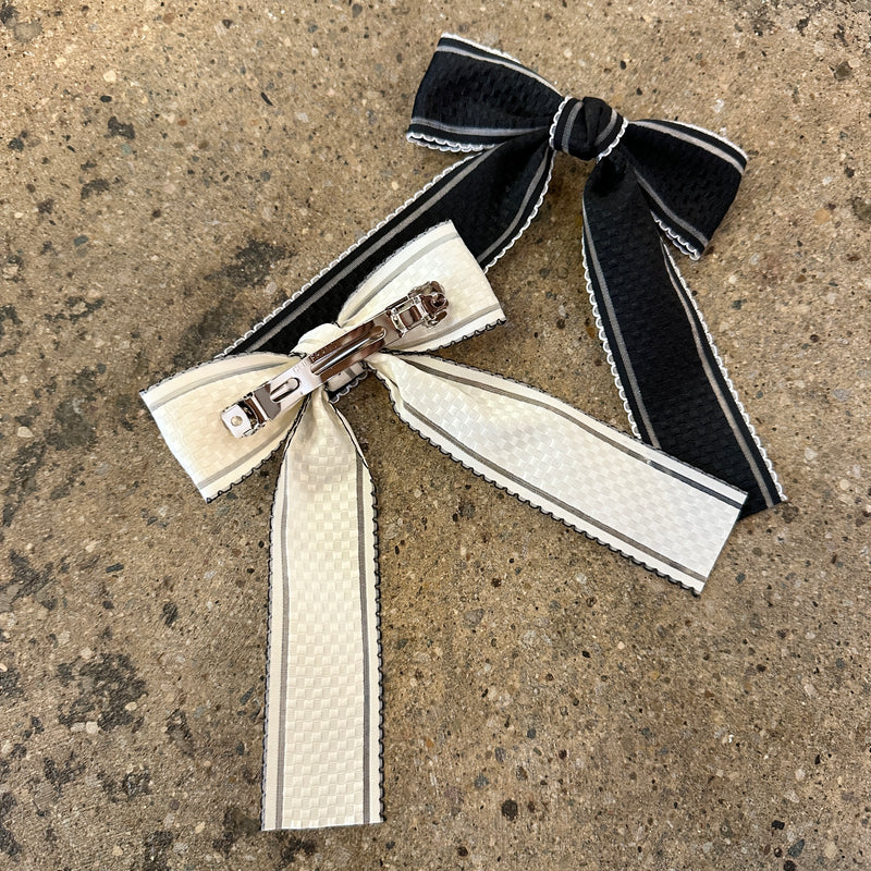 Scalloped Edge Hair Bows (Set of 2)