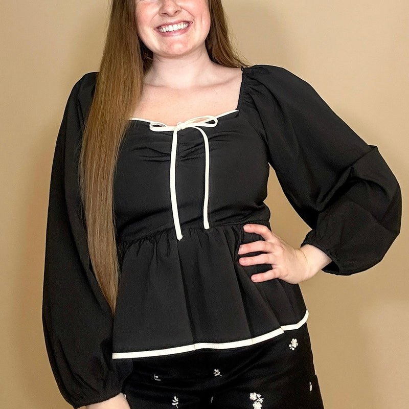 Contrast Piping Peplum Top