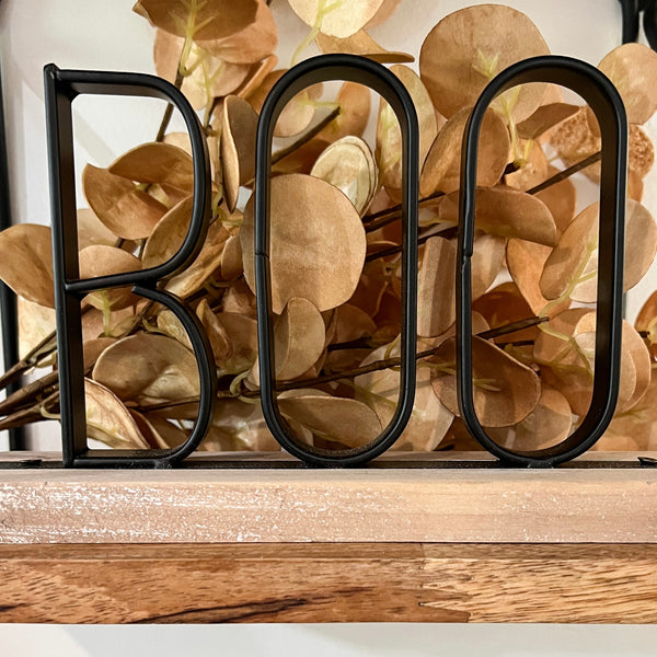 'BOO' Table Decor