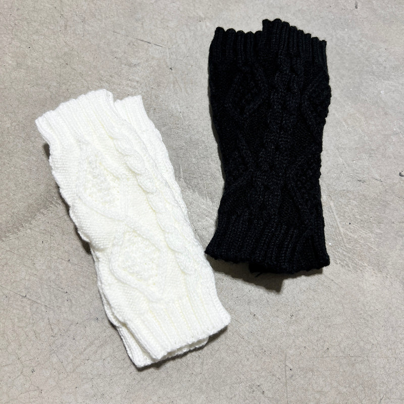 Cable Knit Handwarmers