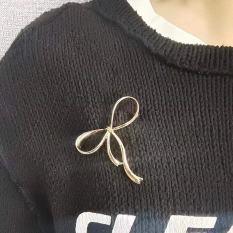 Classic Ribbon Brooch