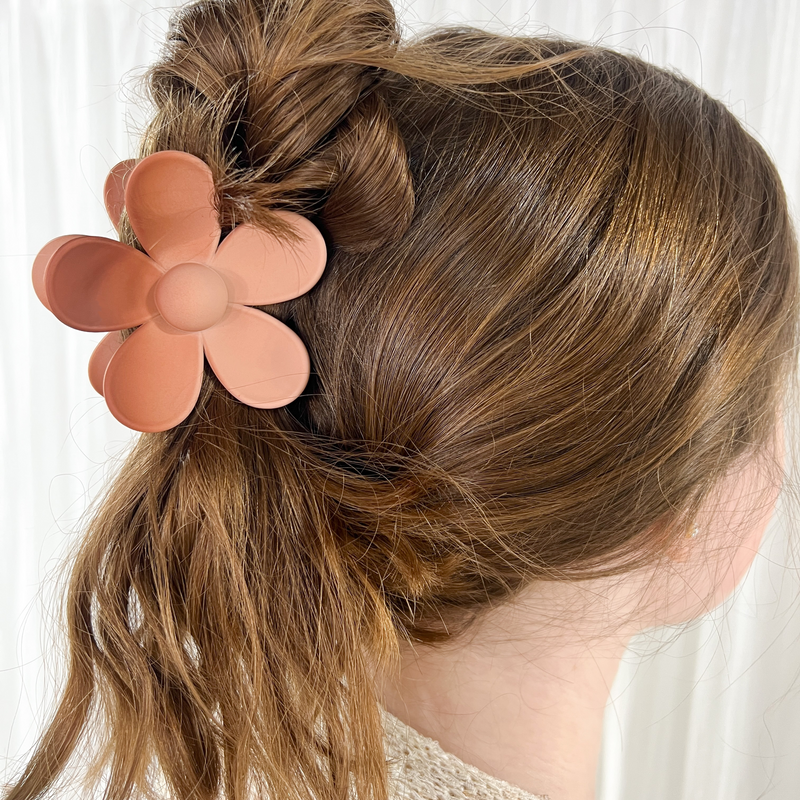 Oversized Flower Hair Claw Clips